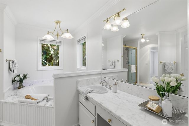 22716 NE 25th Way, Sammamish, WA 98074