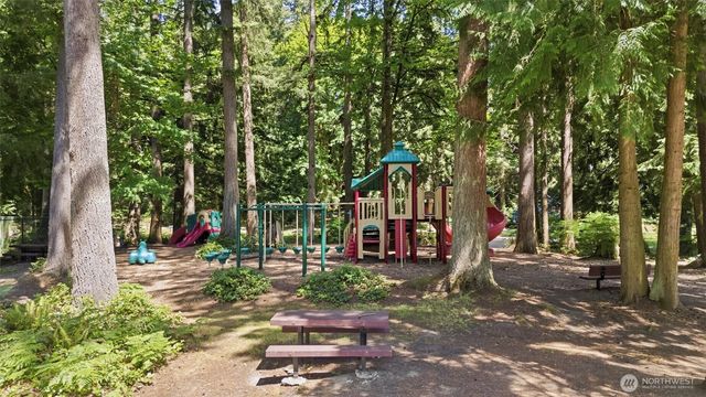 22716 NE 25th Way, Sammamish, WA 98074