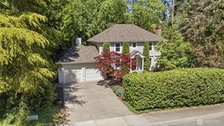 22716 NE 25th Way, Sammamish, WA 98074