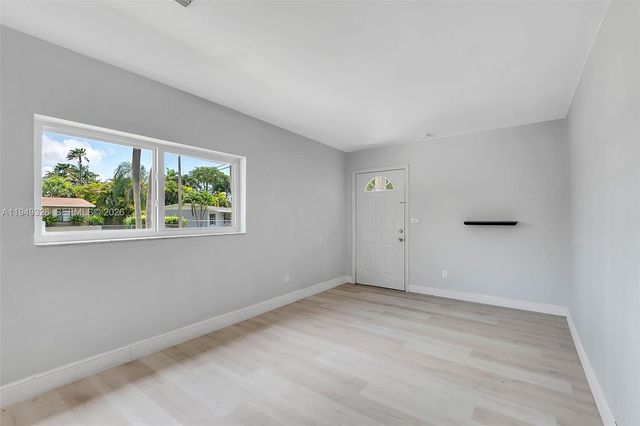 9710 SW SW 161 ST, Miami, FL 33157