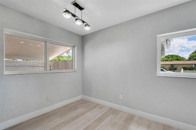 9710 SW SW 161 ST, Miami, FL 33157