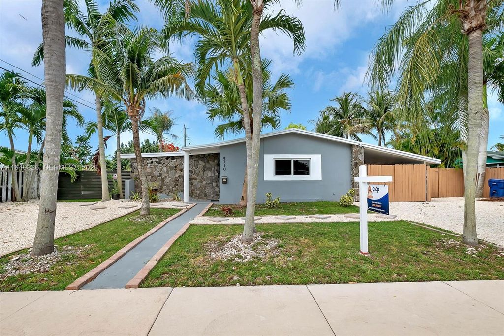 9710 SW SW 161 ST, Miami, FL 33157