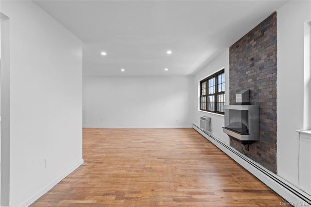 8430 98th Street, Woodhaven, NY 11421