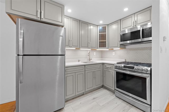 8430 98th Street, Woodhaven, NY 11421