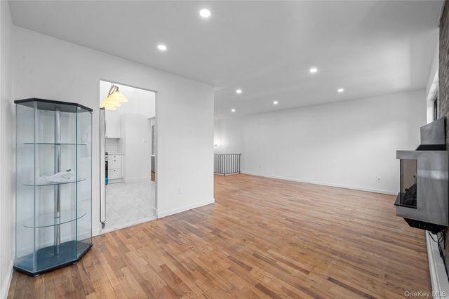 8430 98th Street, Woodhaven, NY 11421