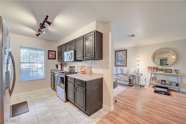 2606 South Durango Drive 281, Las Vegas, NV 89117