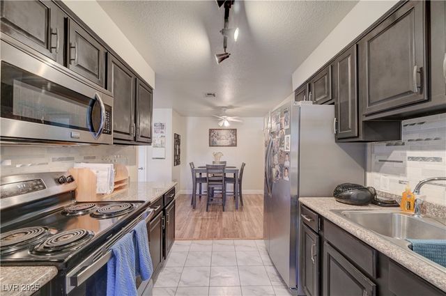 2606 South Durango Drive 281, Las Vegas, NV 89117