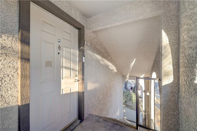 2606 South Durango Drive 281, Las Vegas, NV 89117