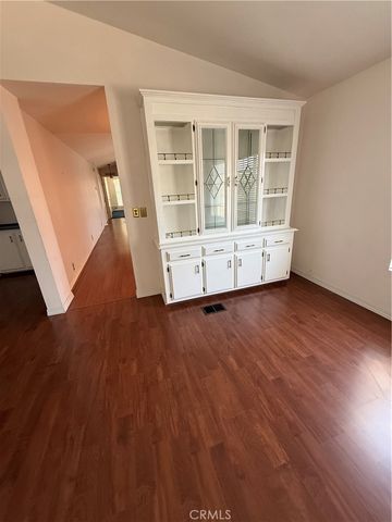 38215 Via Taffia, Murrieta, CA 92563