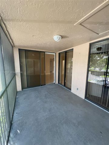 10700 NW 14th Street 142, Plantation, FL 33322
