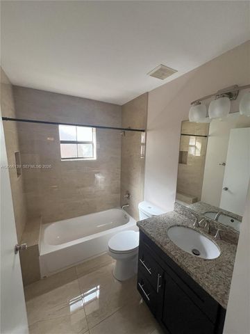 10700 NW 14th Street 142, Plantation, FL 33322