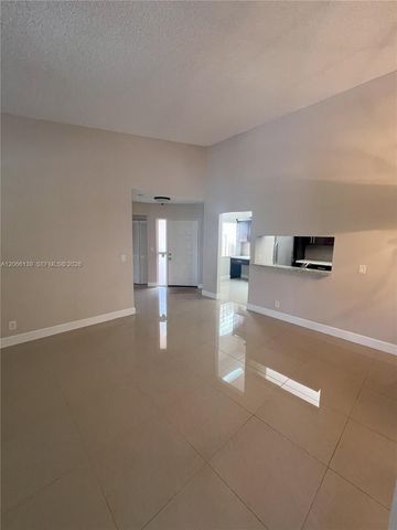 10700 NW 14th Street 142, Plantation, FL 33322