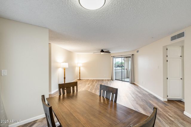 9151 W GREENWAY Road 111, Peoria, AZ 85381