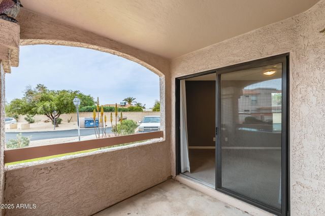 9151 W GREENWAY Road 111, Peoria, AZ 85381