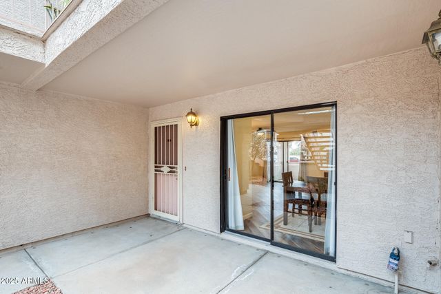 9151 W GREENWAY Road 111, Peoria, AZ 85381