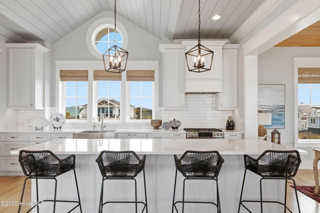 25 Sandspur Trail, Bald Head Island, NC 28461