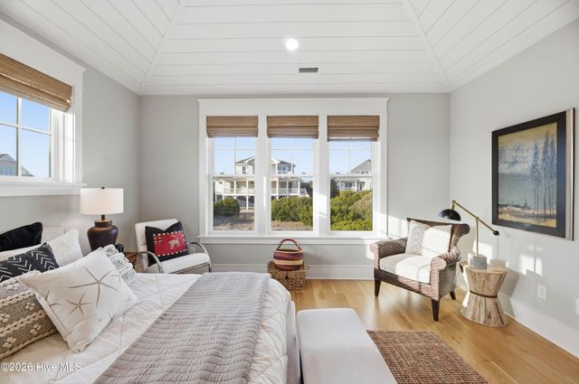 25 Sandspur Trail, Bald Head Island, NC 28461