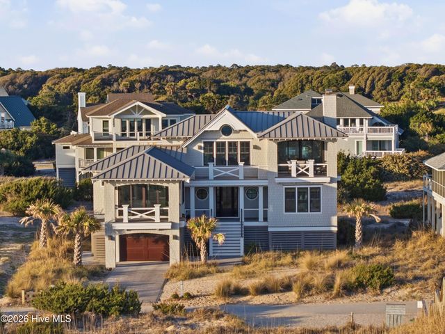 25 Sandspur Trail, Bald Head Island, NC 28461