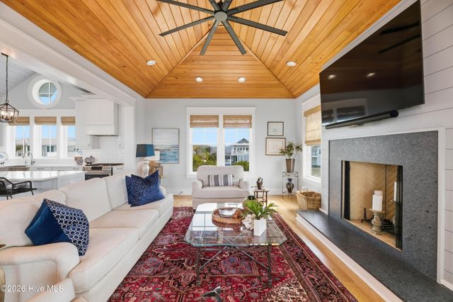 25 Sandspur Trail, Bald Head Island, NC 28461
