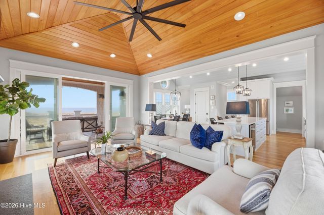 25 Sandspur Trail, Bald Head Island, NC 28461