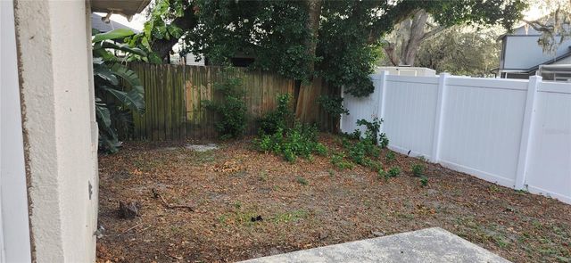 8404 BARRETT PLACE, Tampa, FL 33617