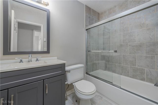 6398 Forest Park Drive, North Ridgeville, OH 44039