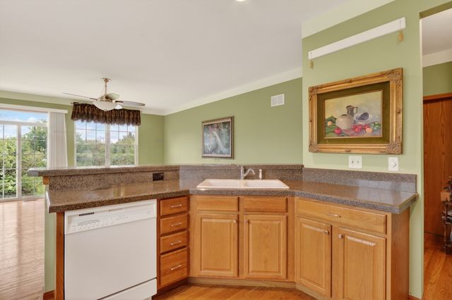 2232 Wilshire Court, Grayslake, IL 60030