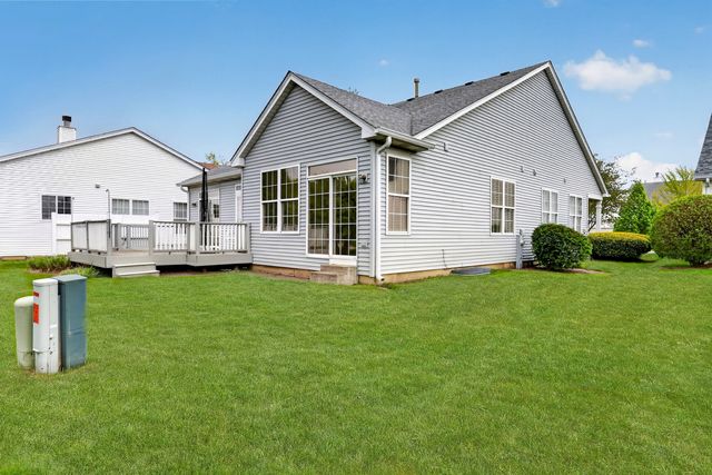2232 Wilshire Court, Grayslake, IL 60030