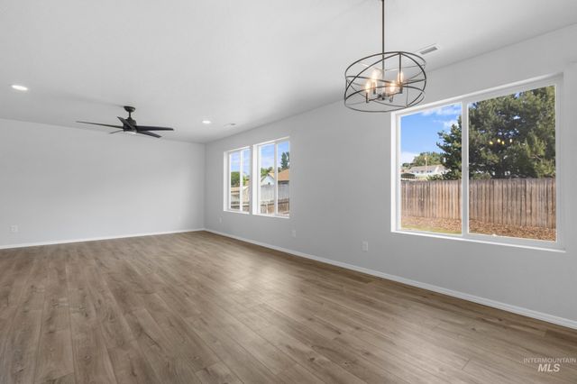 1378 Silver Valley St, Middleton, ID 83644
