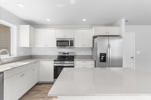 1378 Silver Valley St, Middleton, ID 83644