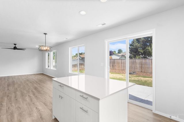 1378 Silver Valley St, Middleton, ID 83644