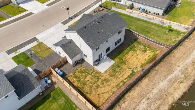 1378 Silver Valley St, Middleton, ID 83644