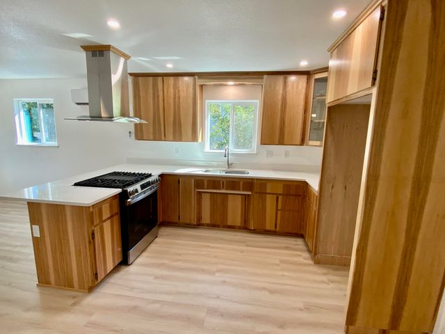 3636 Olive Street, Shasta Lake, CA 96019