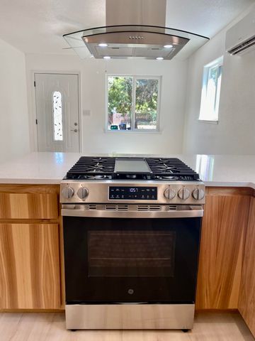 3636 Olive Street, Shasta Lake, CA 96019