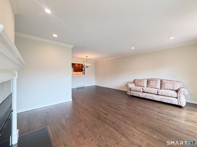 690 Forest Road 552, West Haven, CT 06516