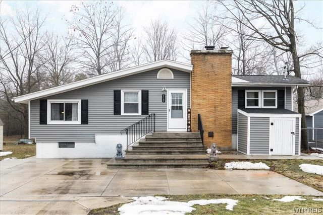 2162 Stony Point Road, Grand Island, NY 14072