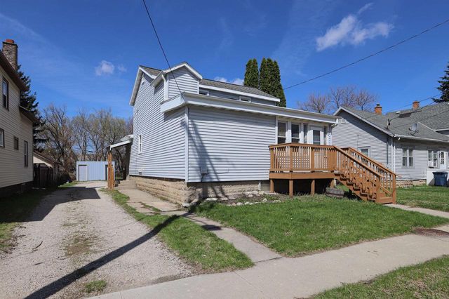 196 N BROOKE STREET, Fond Du Lac, WI 54935