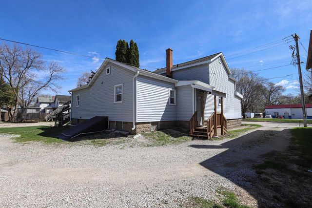 196 N BROOKE STREET, Fond Du Lac, WI 54935