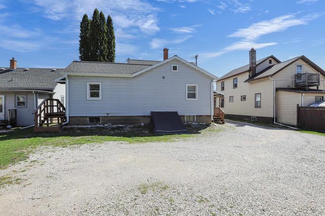 196 N BROOKE STREET, Fond Du Lac, WI 54935