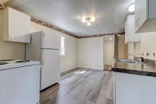 196 N BROOKE STREET, Fond Du Lac, WI 54935