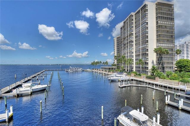 1910 Virginia AVE # 1302, Fort Myers, FL 33901
