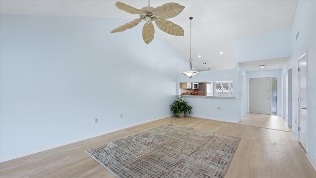 5350 MYRTLE 48, Sarasota, FL 34235