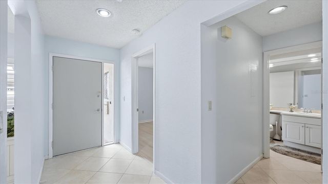 5350 MYRTLE 48, Sarasota, FL 34235