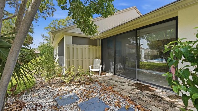 5350 MYRTLE 48, Sarasota, FL 34235