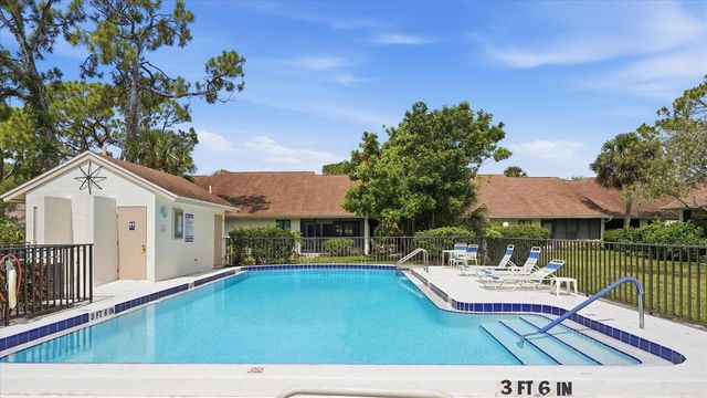 5350 MYRTLE 48, Sarasota, FL 34235