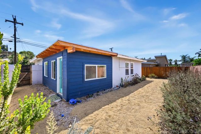 6074 Rock St, San Diego, CA 92115