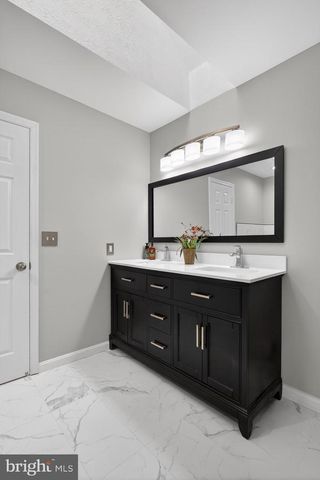 9311 HOBART, Upper Marlboro, MD 20774