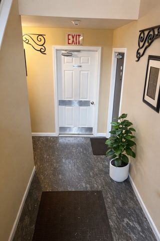 4020 216th Street 2E, Matteson, IL 60443