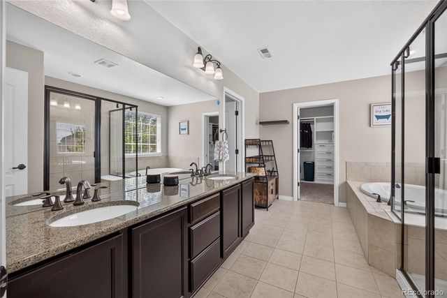 4862 S Versailles Court, Aurora, CO 80015