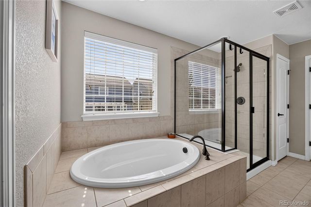 4862 S Versailles Court, Aurora, CO 80015